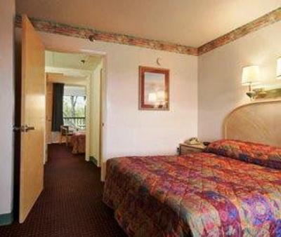 фото отеля Super 8 Sevierville