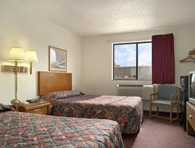 фото отеля Super 8 Johnson City