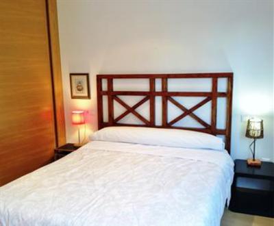 фото отеля Apartamentos Puerto Basella Vilanova de Arousa