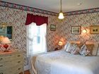 фото отеля Farm by the River Bed and Breakfast with Stables