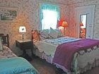 фото отеля Farm by the River Bed and Breakfast with Stables