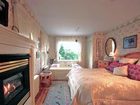 фото отеля Farm by the River Bed and Breakfast with Stables