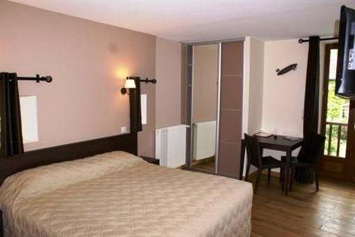 фото отеля Hostellerie du Perigord Vert