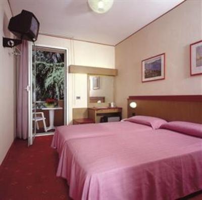 фото отеля La Perla Hotel Garda