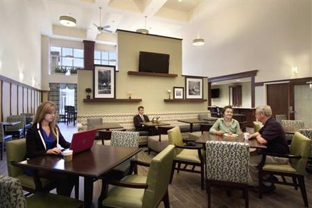 фото отеля Hampton Inn and Suites Providence / Warwick Airport