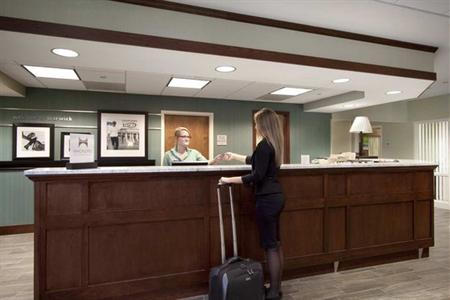 фото отеля Hampton Inn and Suites Providence / Warwick Airport