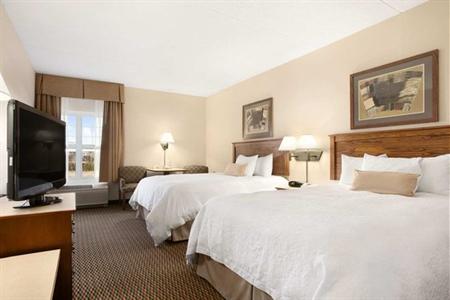 фото отеля Hampton Inn and Suites Providence / Warwick Airport