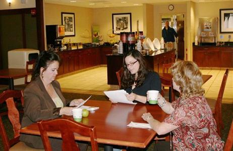 фото отеля Hampton Inn and Suites Providence / Warwick Airport
