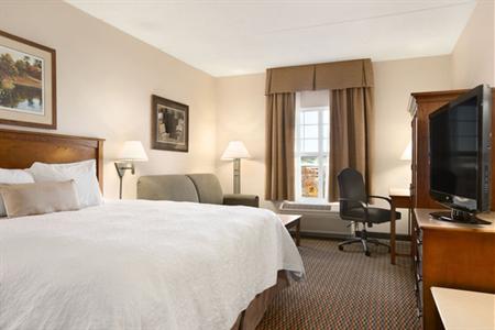 фото отеля Hampton Inn and Suites Providence / Warwick Airport
