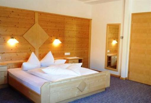 фото отеля Aparthotel Garni St. Jakob