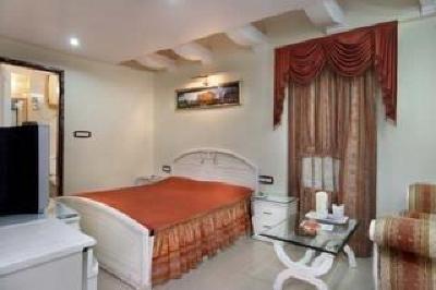 фото отеля Hotel Mandakini