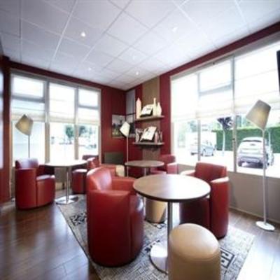 фото отеля Campanile Hotel Issoudun