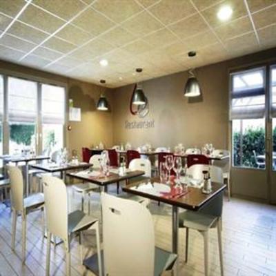 фото отеля Campanile Hotel Issoudun