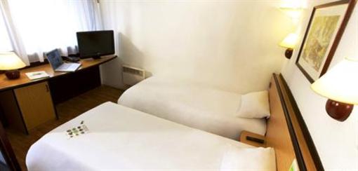 фото отеля Campanile Hotel Issoudun