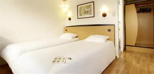 фото отеля Campanile Hotel Issoudun
