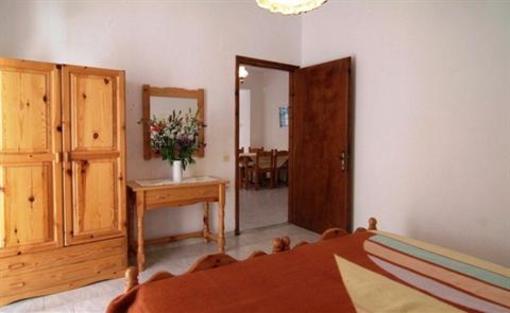 фото отеля Christina Studios & Apartments Parga
