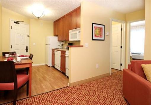 фото отеля Towneplace Suites Lubbock