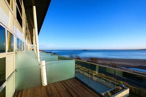 фото отеля Bay Hotel