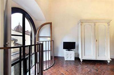 фото отеля Palazzo Tolomei Bed & Breakfast Florence