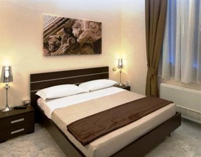 фото отеля Apollosuites