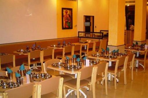 фото отеля Hotel Sapna Pune