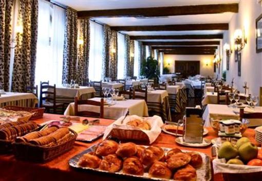 фото отеля Hotel Hospederia de Leyre
