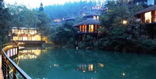 фото отеля Naked Retreats Huzhou