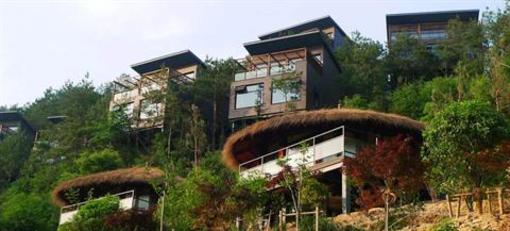 фото отеля Naked Retreats Huzhou