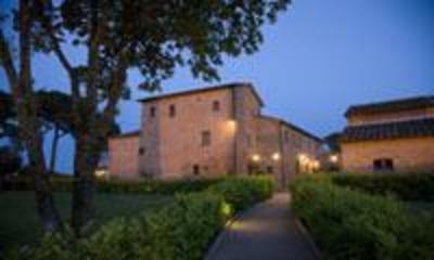 фото отеля Relais L'Oliveta Spa Resort Castiglione del Lago