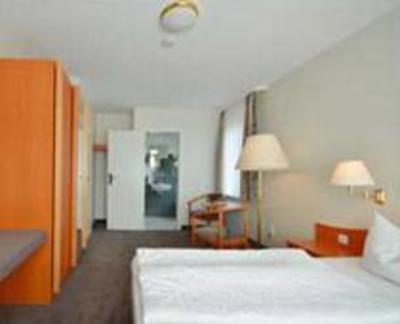 фото отеля Greys Hotel Lohme