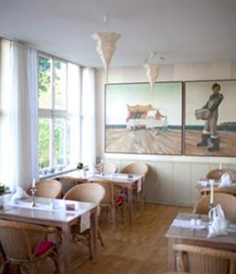фото отеля Greys Hotel Lohme