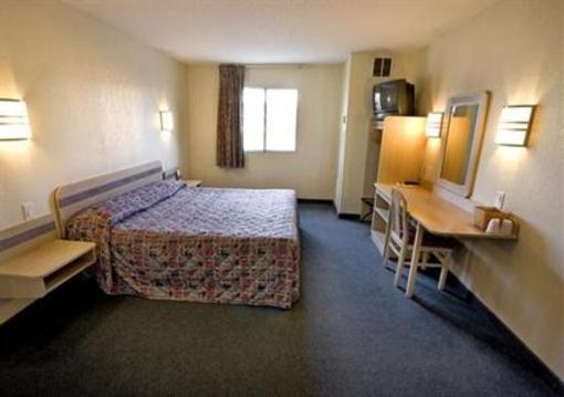 фото отеля Americas Best Value Inn Clarksville (Tennessee)