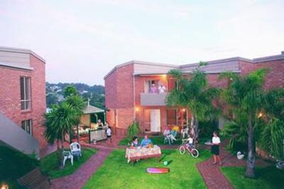 фото отеля Fronds Holiday Apartments Merimbula