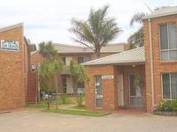 Fronds Holiday Apartments Merimbula