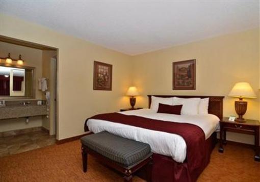 фото отеля BEST WESTERN Pine Springs Inn