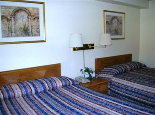 фото отеля Bay City Motor Inn