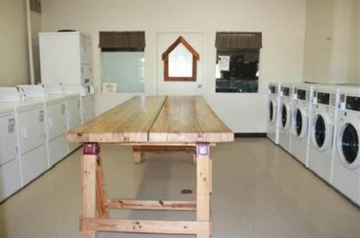 фото отеля Hill Country RV Resort & Cottage Rentals