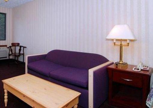 фото отеля Rodeway Inn Branford