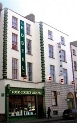 фото отеля Four Courts Hostel