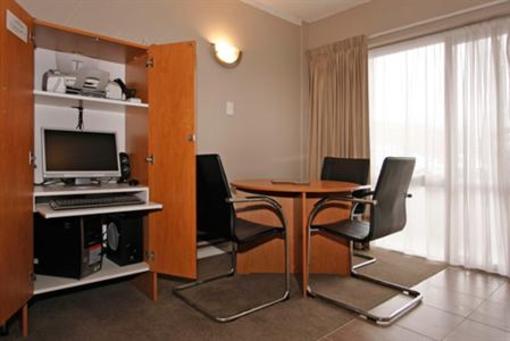 фото отеля Kiwi Studios Motel