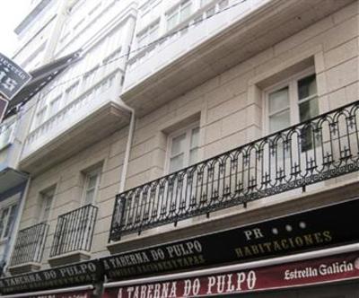 фото отеля Hostal Hotil