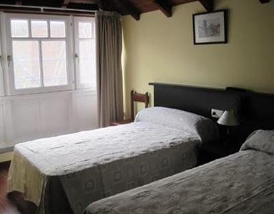 фото отеля Hostal Hotil