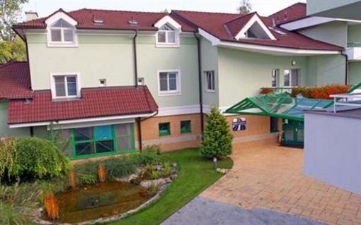 фото отеля Hotel Aquarelax Senec