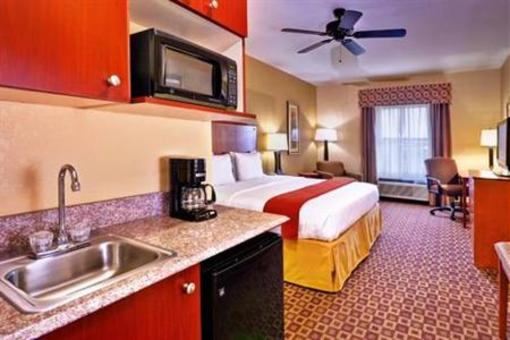 фото отеля Holiday Inn Express McComb