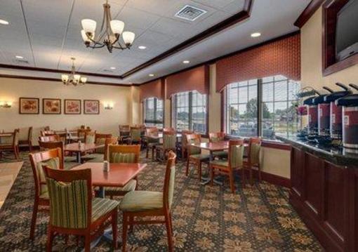 фото отеля Comfort Inn Pawtucket