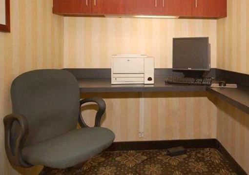 фото отеля Comfort Inn Pawtucket