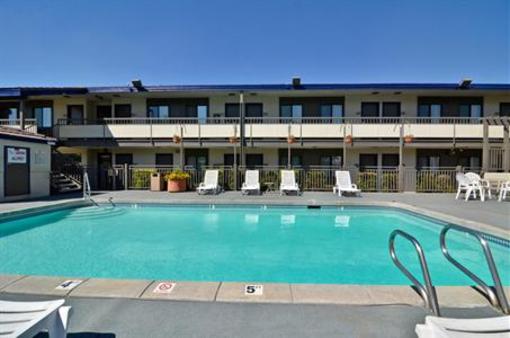 фото отеля Best Western Airport Inn