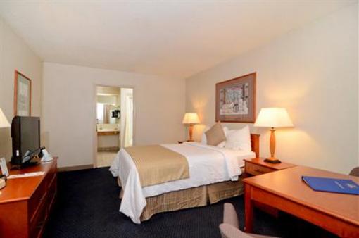 фото отеля Best Western Airport Inn