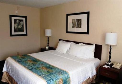 фото отеля Fairfield Inn Charleston