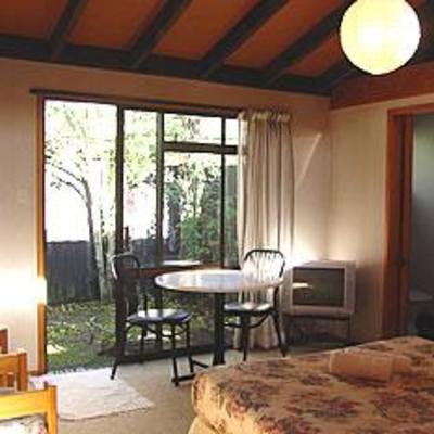 фото отеля Papakura Motor Lodge & Motel